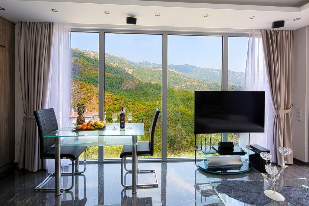 มอนเตลักซ์ อพาร์ตเมนต์ Apartment บุดวา ภายนอก รูปภาพ