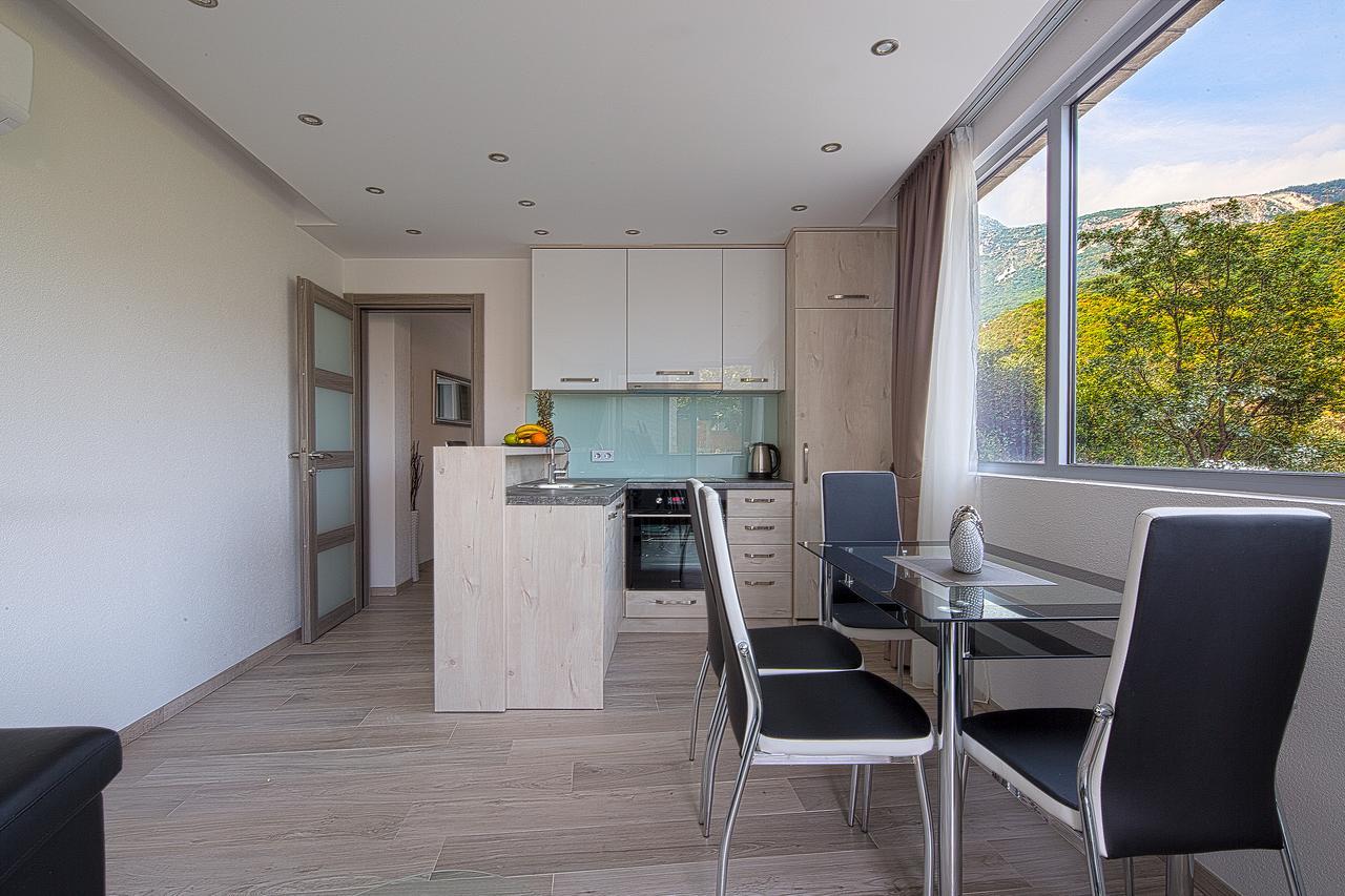 มอนเตลักซ์ อพาร์ตเมนต์ Apartment บุดวา ภายนอก รูปภาพ